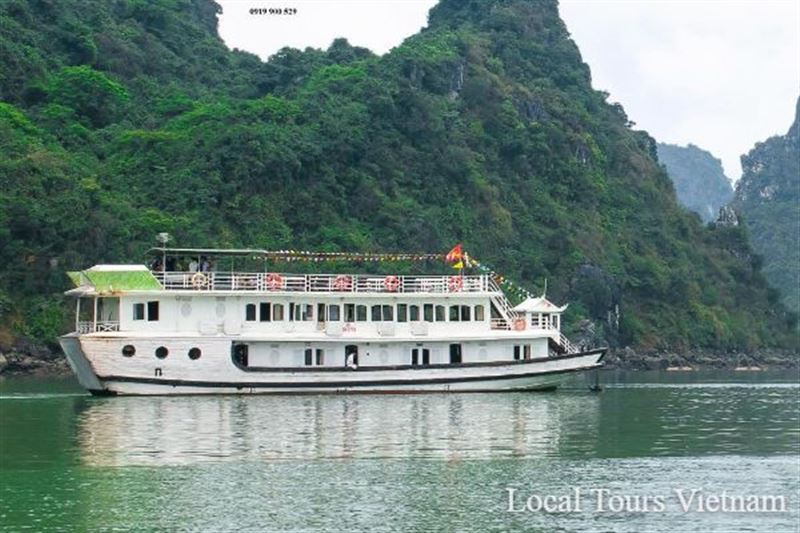 Halong Bay Standard Overnight Cruise - 2 days 1 night