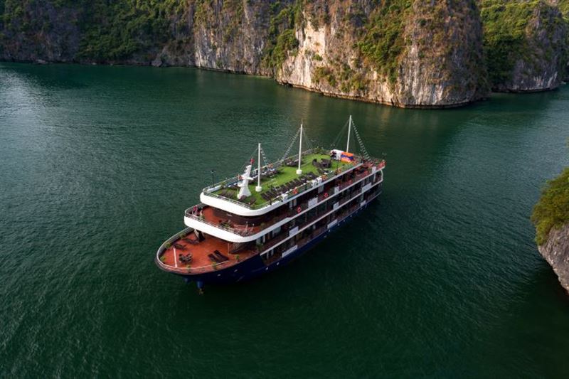 Halong La Pandora Cruise - Luxury Overnight Cruise in Lan Ha Bay & Ha Long Bay