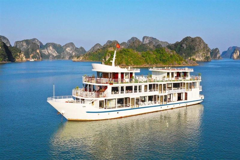 Halong Sapphire Cruise - Luxury Overnight Cruise in Lan Ha Bay & Ha Long Bay