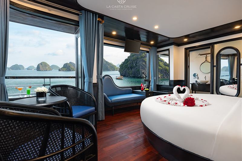 Halong La Casta Cruise - 2 Day 1 Night Tour From Hanoi