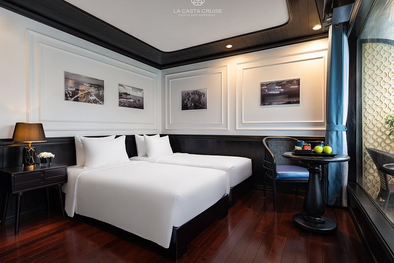 Halong La Casta Cruise - 2 Day 1 Night Tour From Hanoi