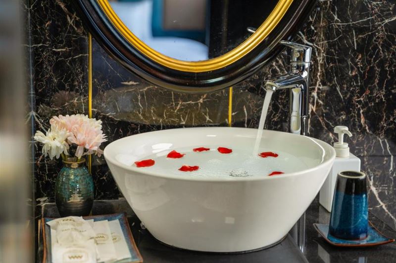 Beka Cruise 2 Days 1 Night – Luxury Lan Ha Bay Experience