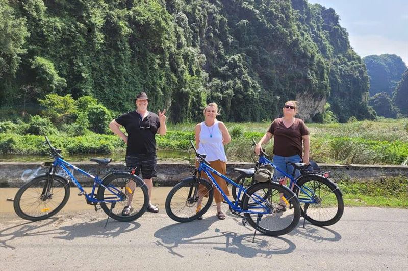 Ninh Binh 2 Days 1 Night Tour: Hoa Lu – Tam Coc – Bai Dinh – Trang An