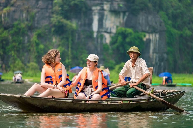 Awesome Northern Vietnam Tour to Hanoi – Halong – Ninh Binh