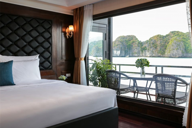 Halong La Pandora Cruise - Luxury Overnight Cruise in Lan Ha Bay & Ha Long Bay