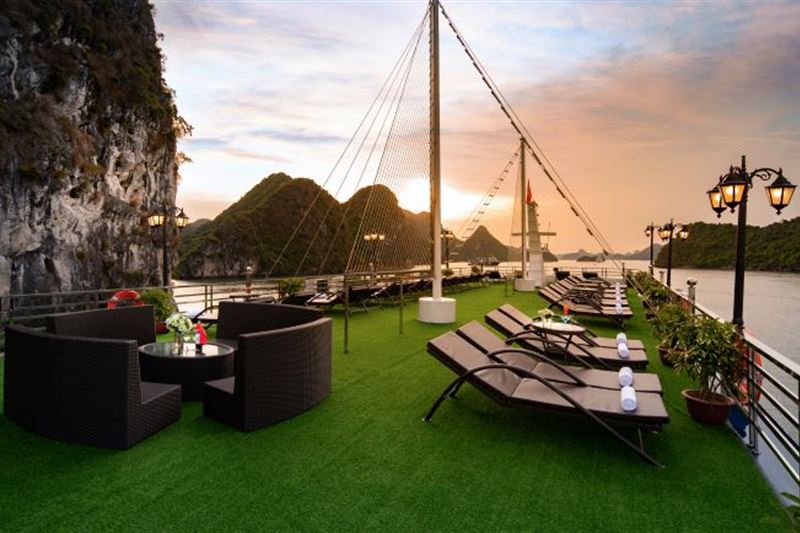 Halong La Pandora Cruise - Luxury Overnight Cruise in Lan Ha Bay & Ha Long Bay