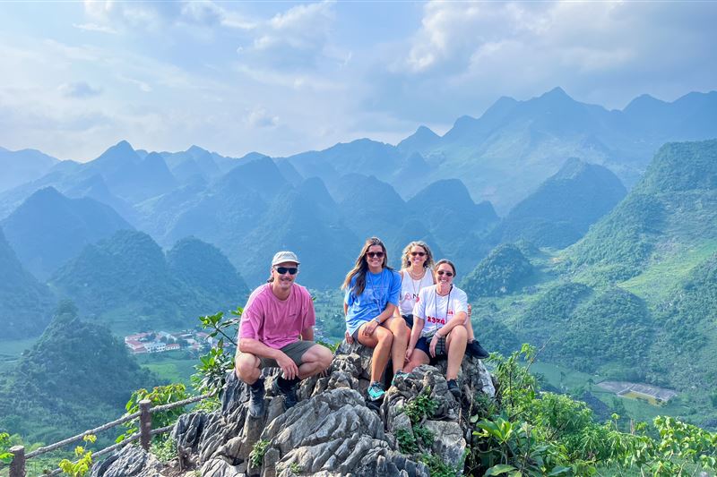 3-Day Ha Giang Loop Tour By Motorbike